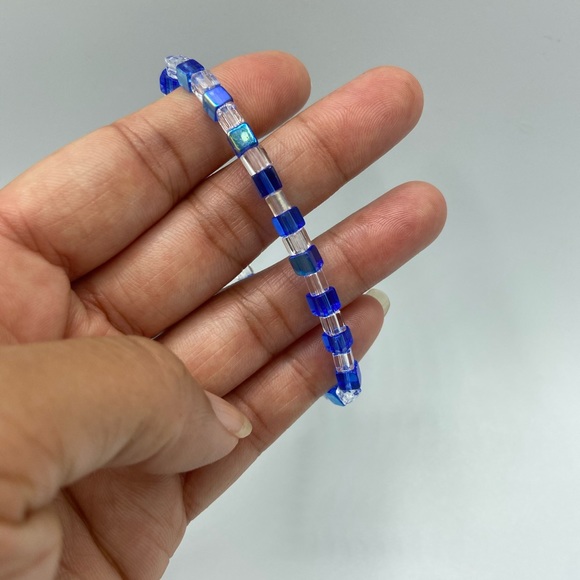 Handmade Glass Cube Bead Necklace & Bracelet Set - Picture 11 of 14